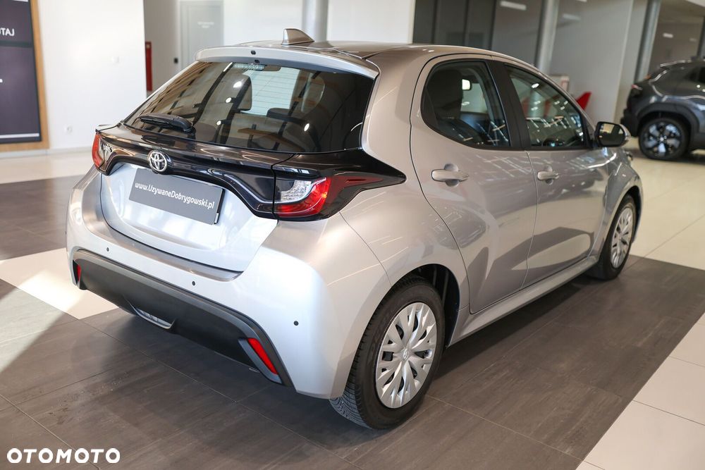 Toyota Yaris - 13