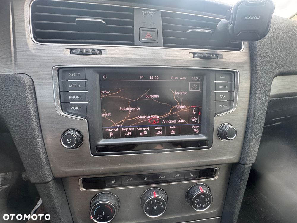 Volkswagen Golf VII 1.6 TDI BMT Comfortline - 17