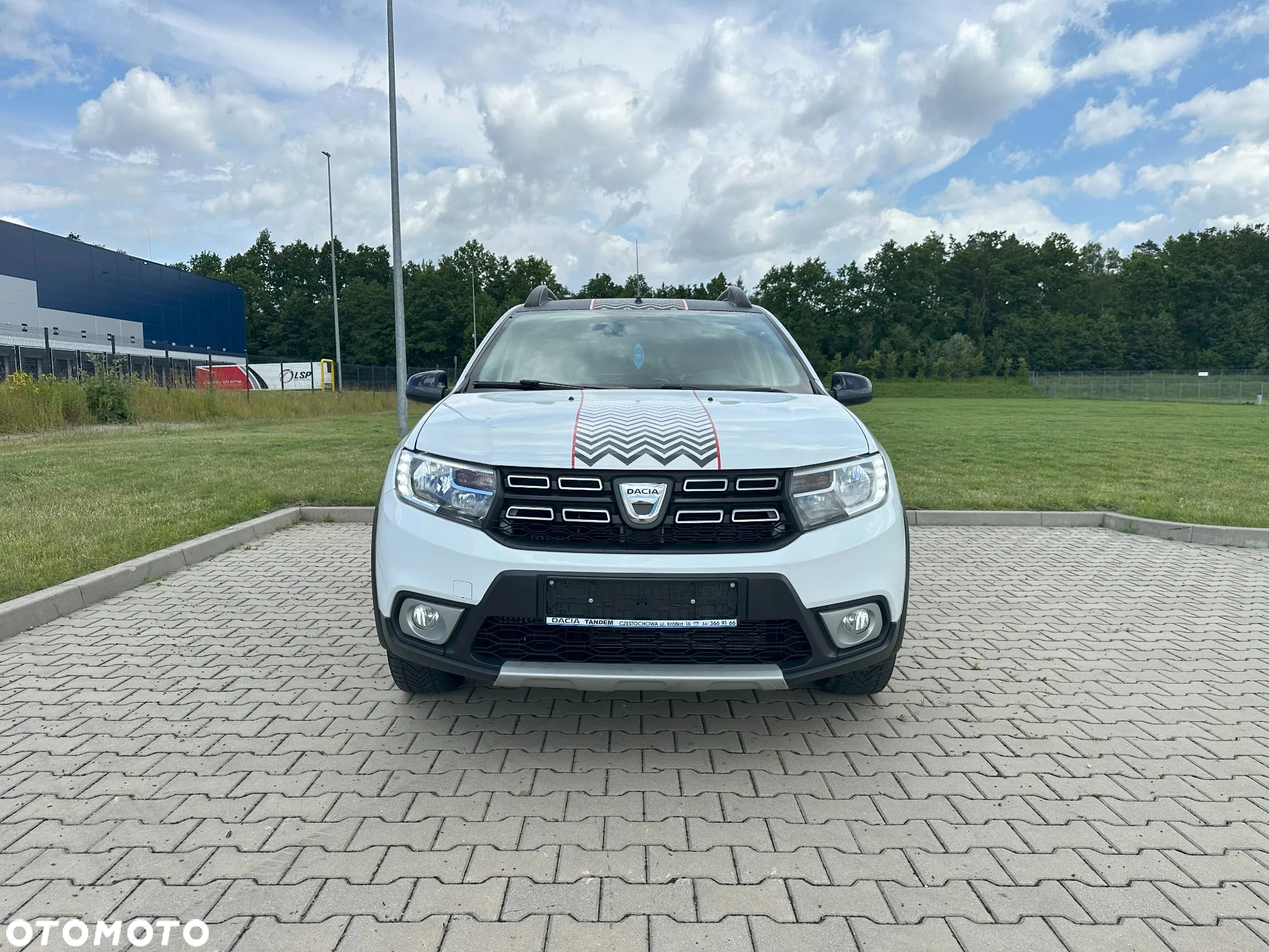Dacia Sandero Stepway TCe 90 S&S Celebration - 3