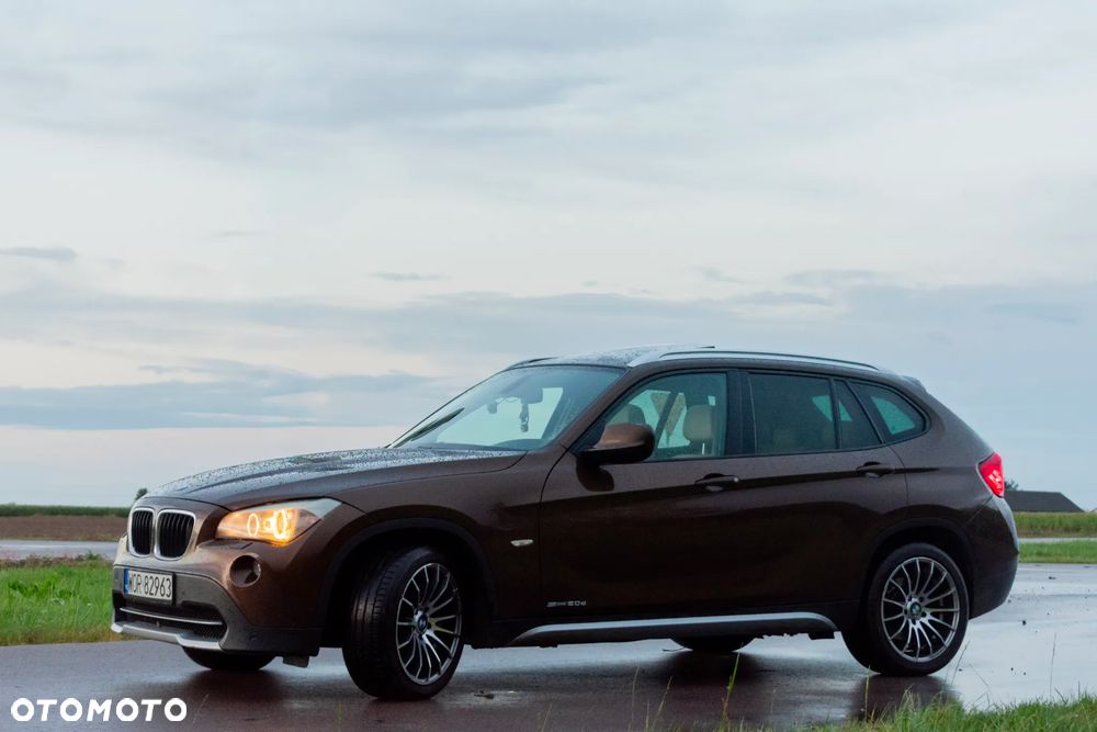 BMW X1 sDrive20d - 14