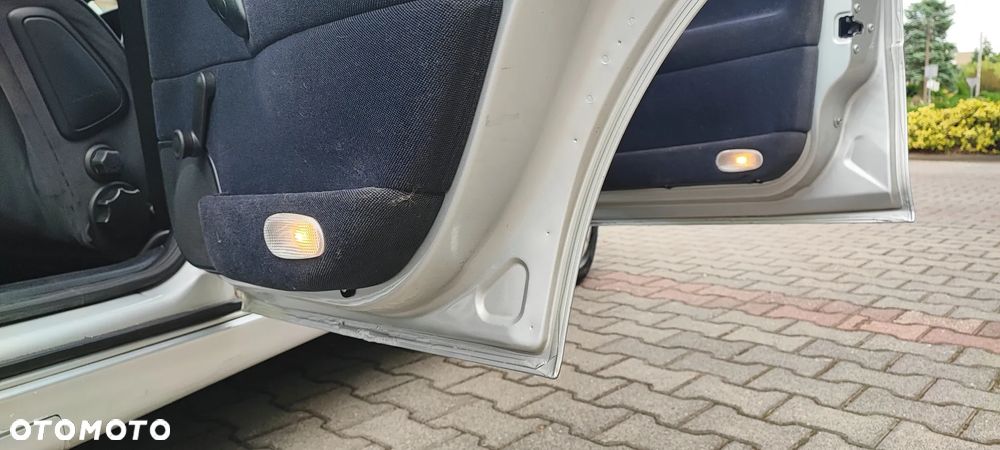 Opel Vectra 1.8 Comfort - 22