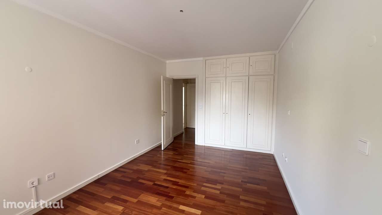 Apartamento T2 com 2 casas de banho em Lisboa - Grande imagem: 3/9