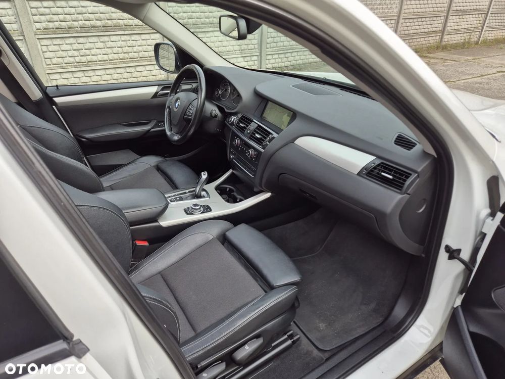 BMW X3 xDrive20d - 30