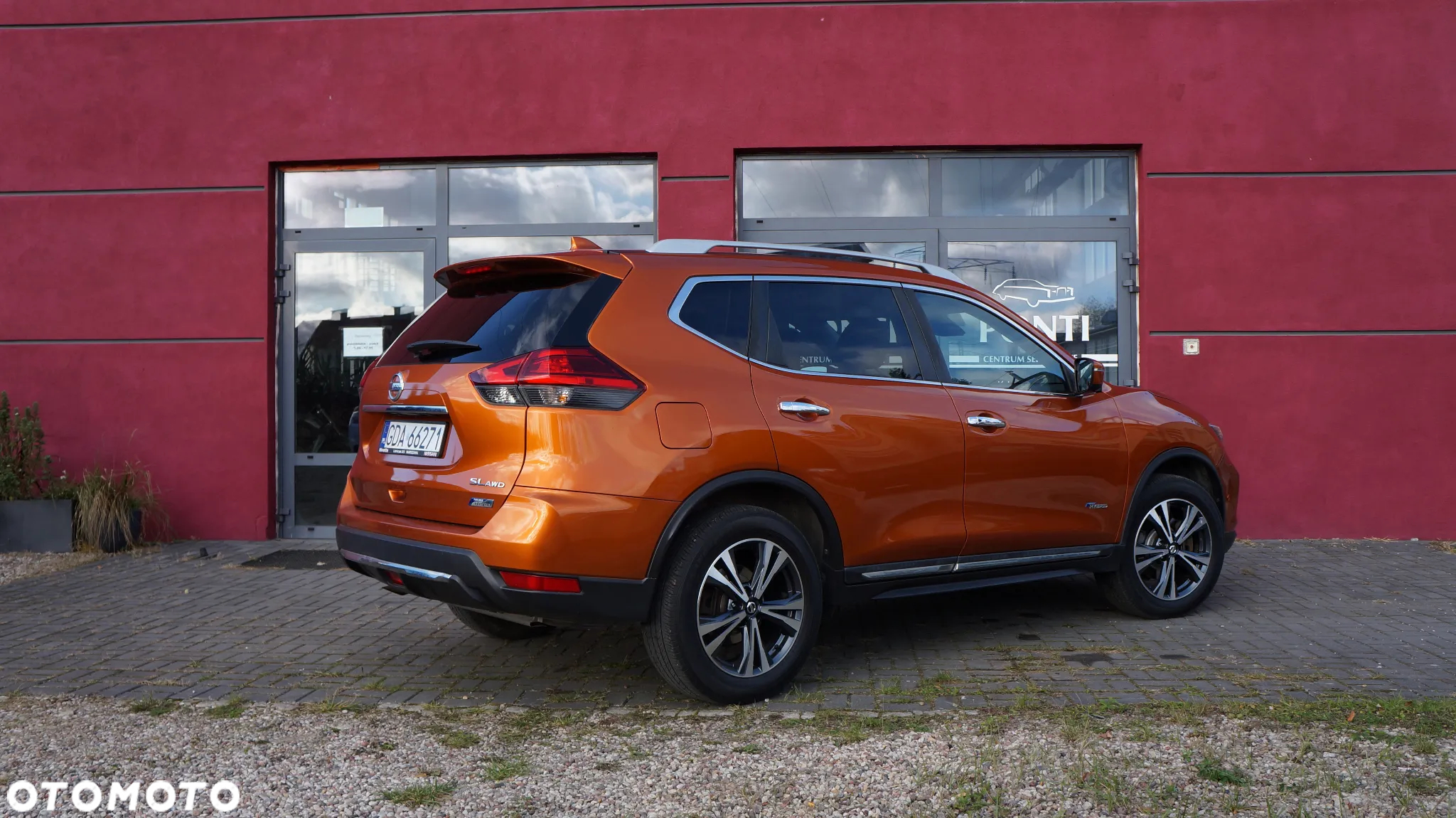 Nissan Rogue - 20