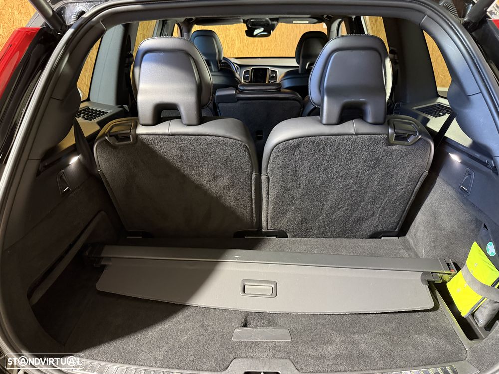 Volvo XC 90 2.0 D4 R-Design - 22