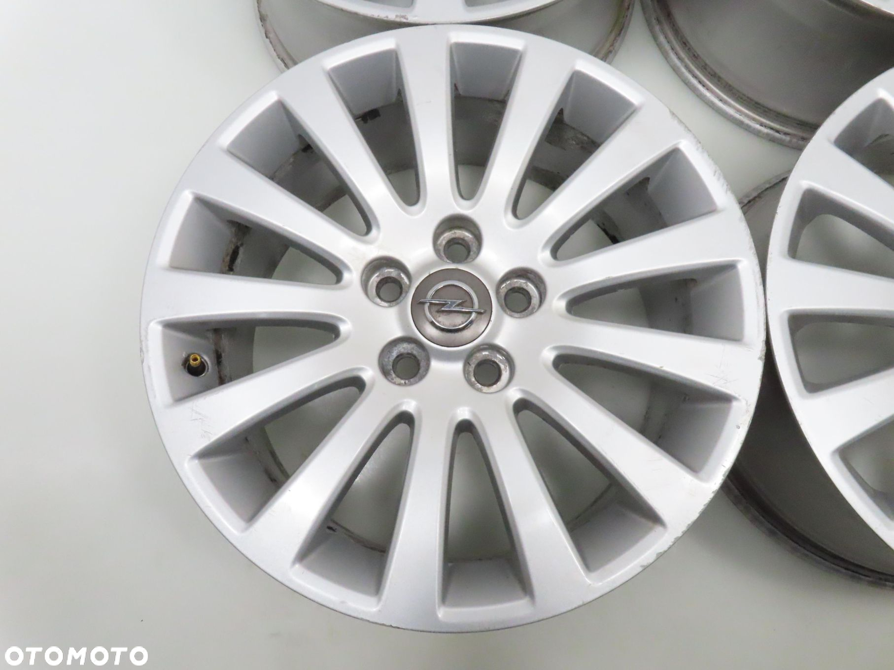 Alufelgi 18'' Opel Insignia 5x120 8J ET 42 - 10