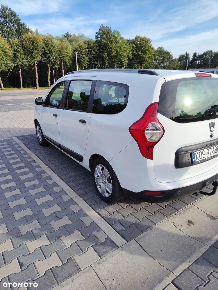 Dacia Lodgy 1.6 SCe Laureate S&S - 4