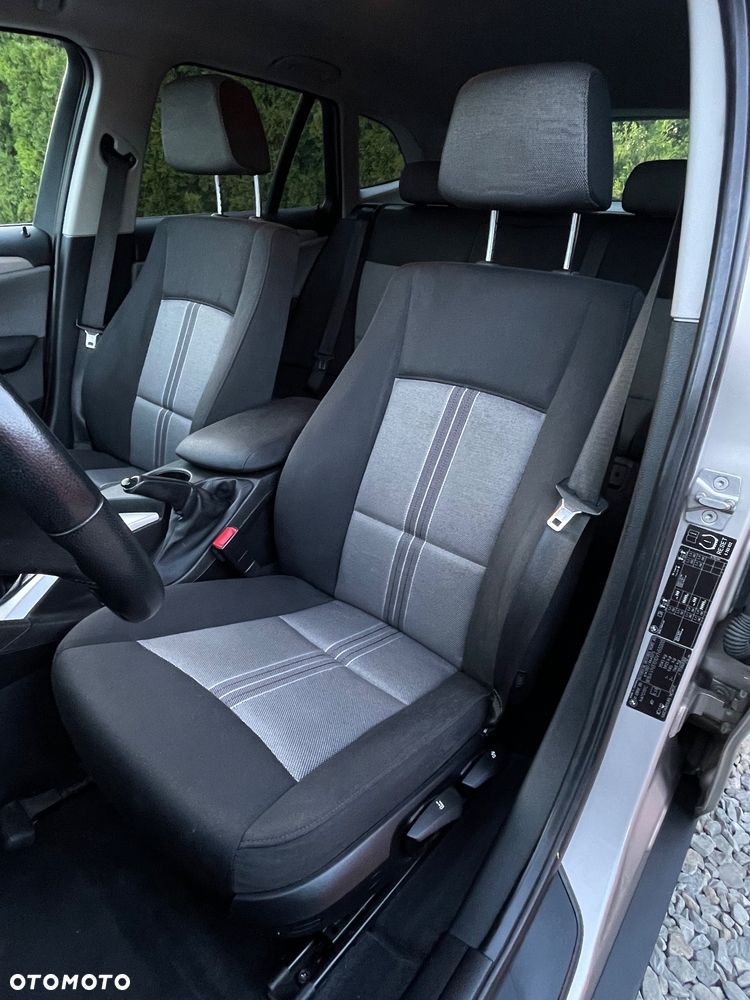 BMW X1 sDrive20d - 26