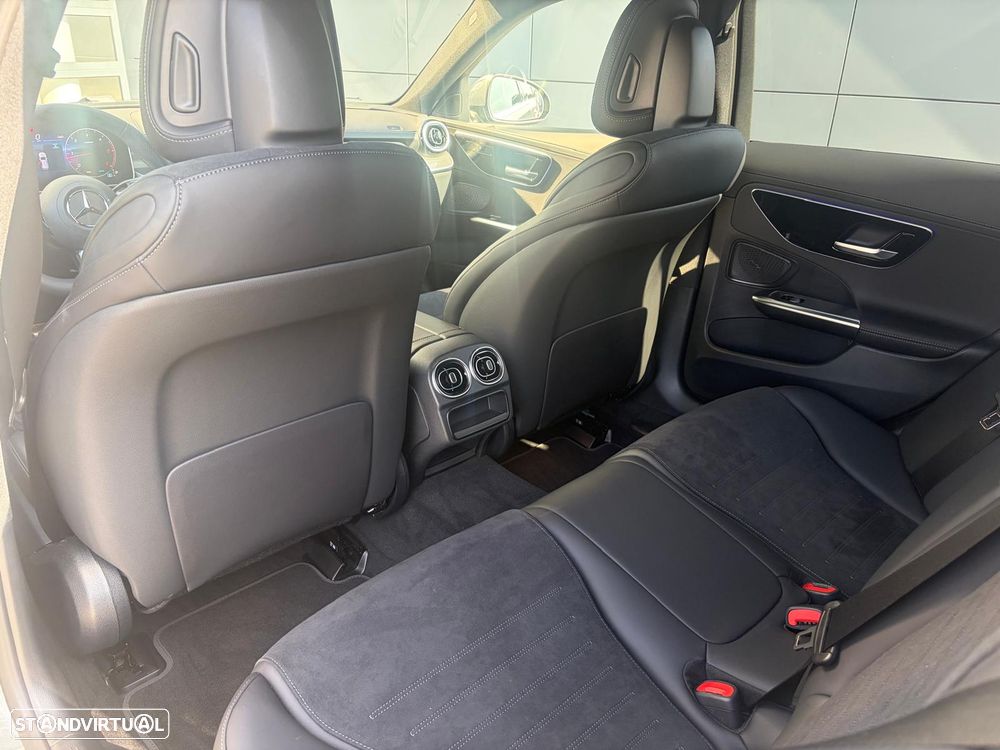 Mercedes-Benz C 220 d AMG Line - 8