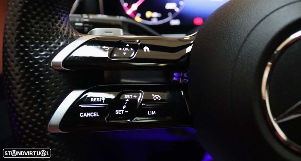 Mercedes-Benz C 300 e 9G-TRONIC AMG Line - 15