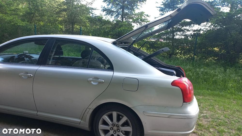 Toyota Avensis 1.8 VVT-i Sol - 6