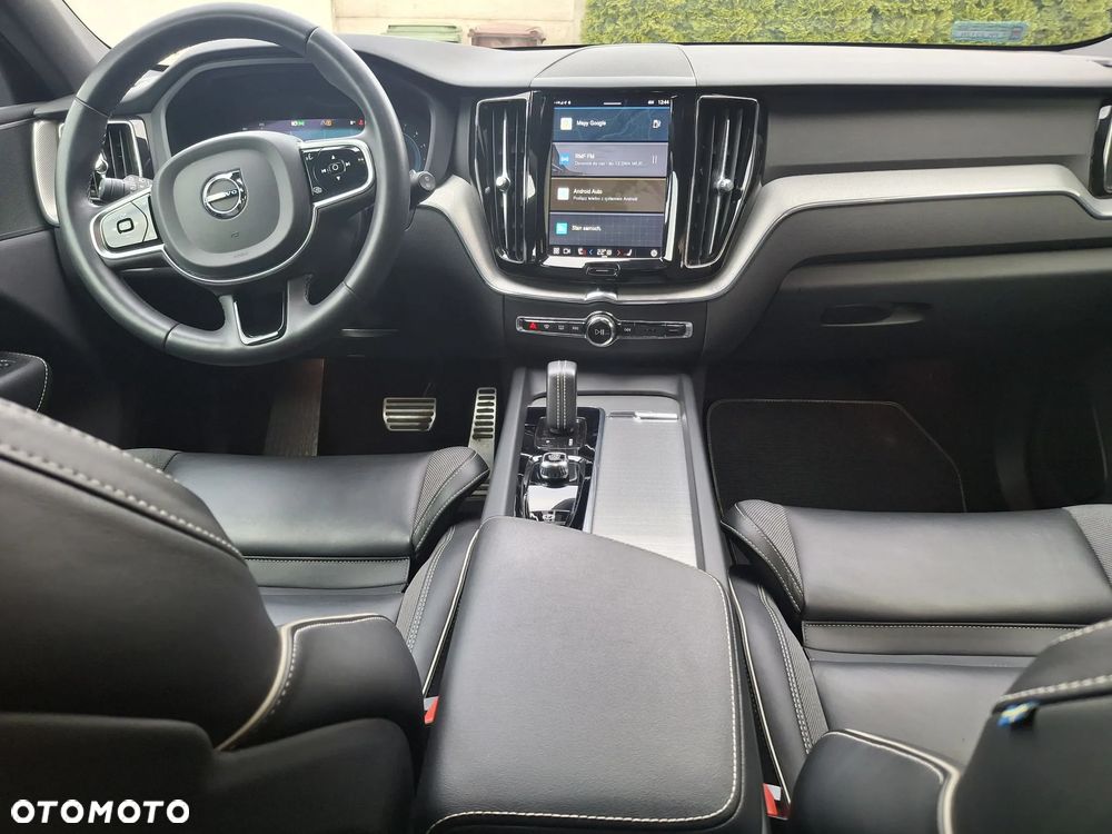 Volvo XC 60 T4 R-Design - 6