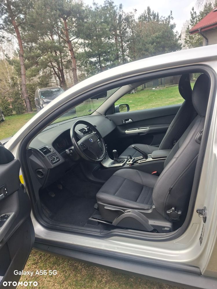 Volvo C30 1.6D Momentum - 16