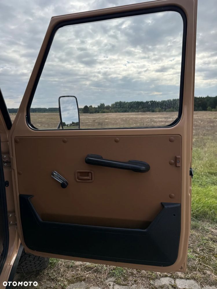 Mercedes-Benz Klasa G 300 GD - 11