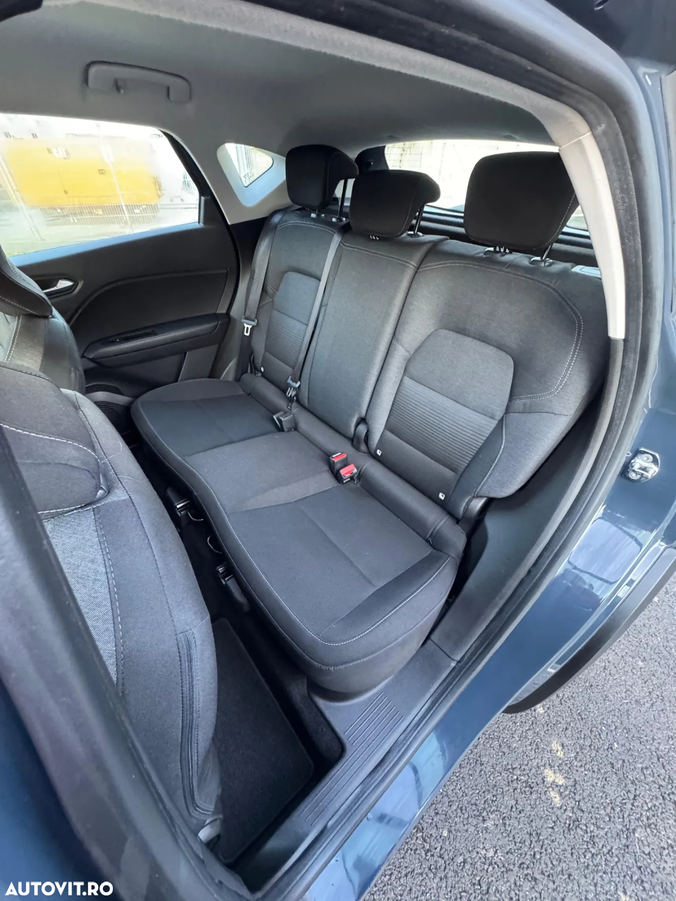 Renault Captur TCe 100 Zen - 20