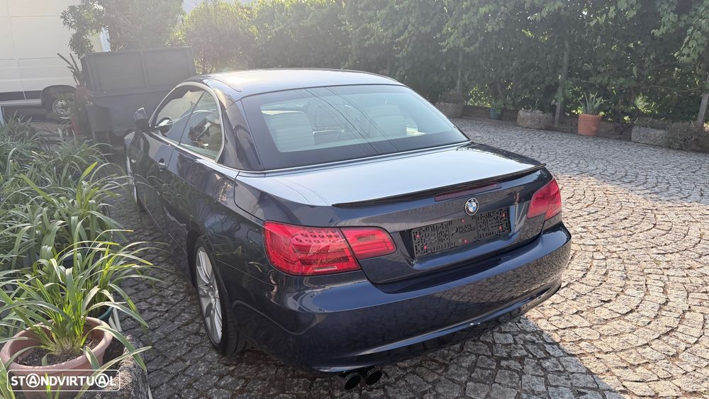 BMW 325 i Auto - 2