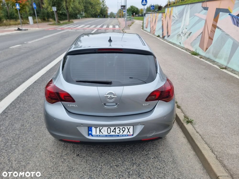 Opel Astra - 11