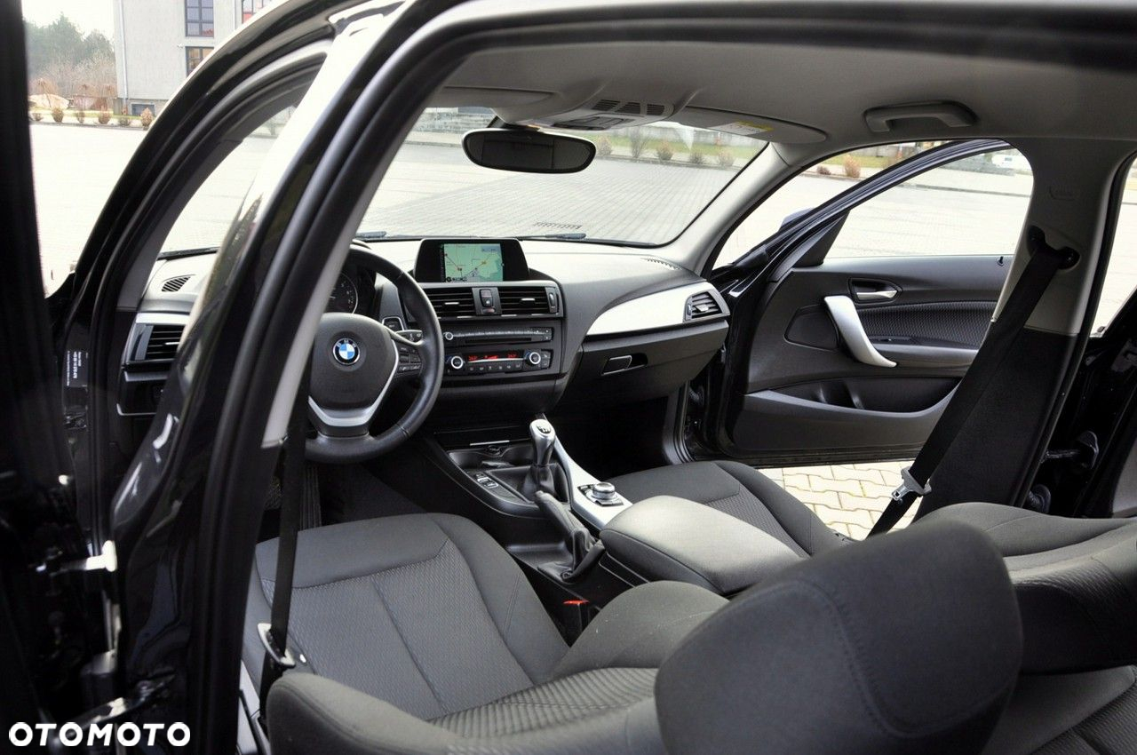 BMW Seria 1 118i Sport Line - 27