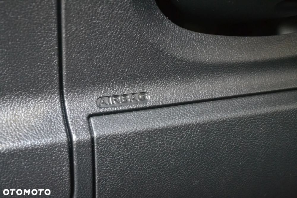 Ford S-Max 2.0 TDCi DPF Titanium - 37