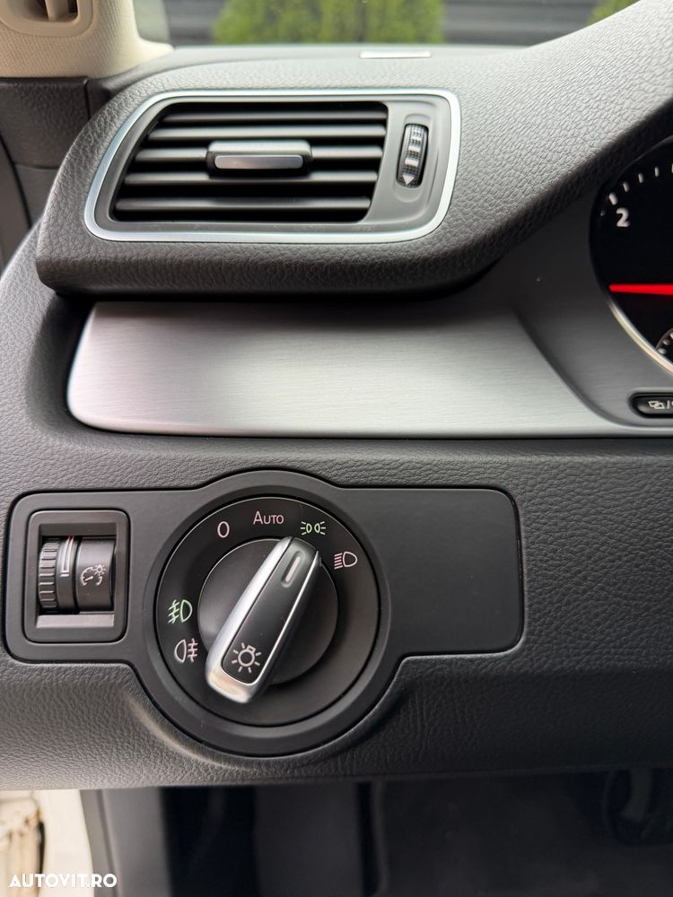 Volkswagen Passat CC 2.0 TDI BMT DSG 4Motion - 13