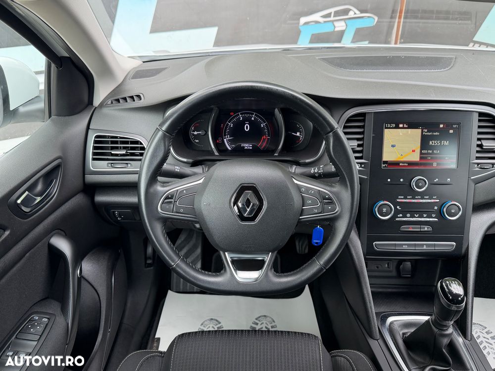 Renault Megane TCe 115 GPF LIFE - 10
