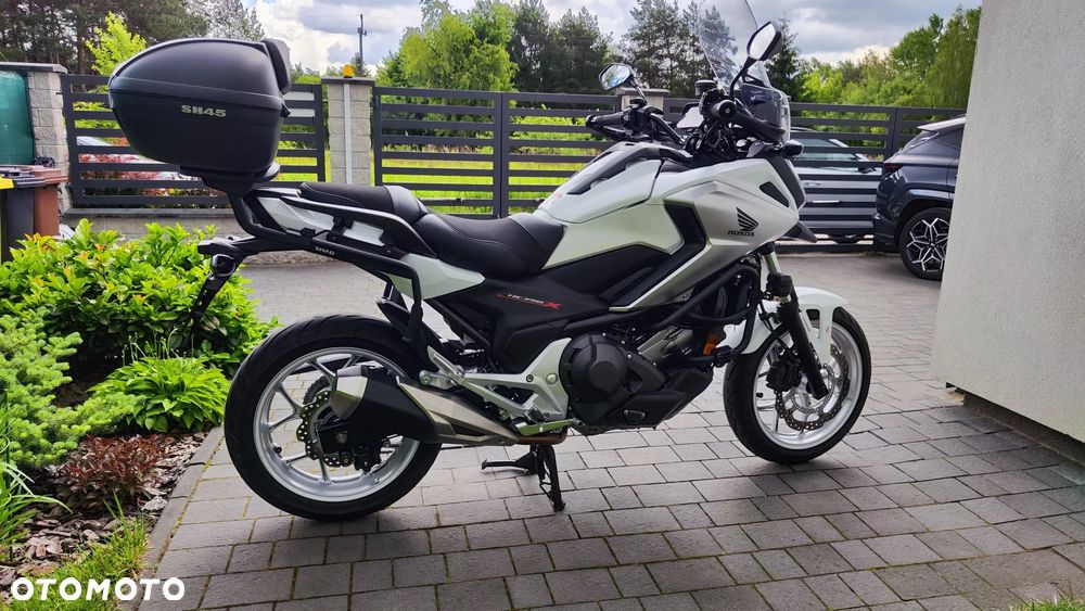 Honda NC - 16