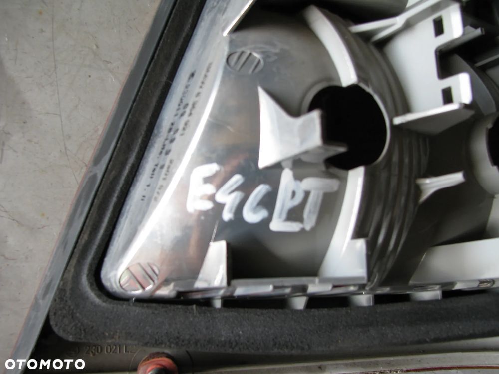 LAMPA LEWY TYŁ BMW E46 SEDAN 8364921 W BŁOTNIK - 3