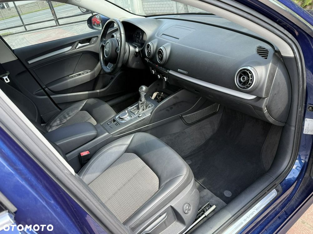 Audi A3 Sportback - 11