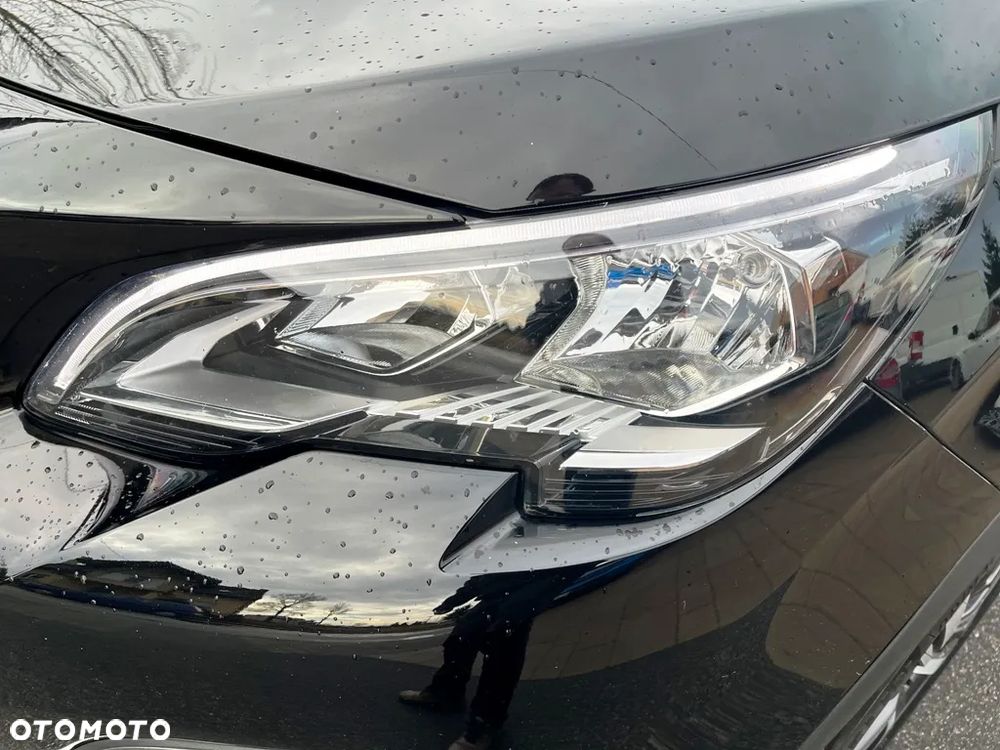 Peugeot 3008 1.2 PureTech Allure S&S - 9