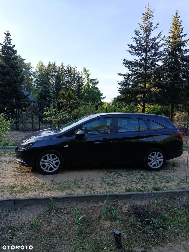 Opel Astra 1.6 CDTI Enjoy - 4
