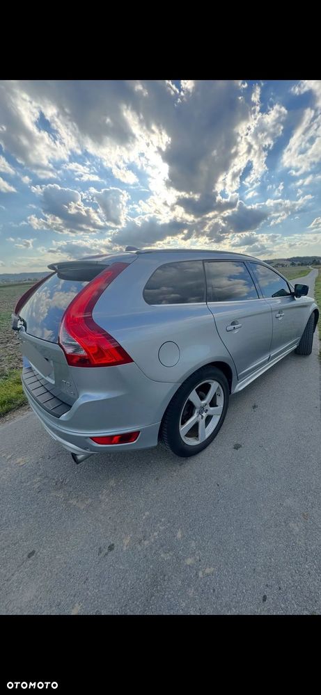 Volvo XC 60 T6 AWD R-Design - 8