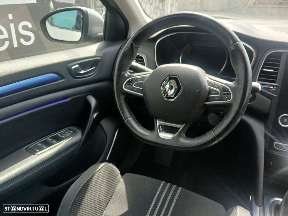 Renault Mégane 1.5 Blue dCi R.S. Line - 14
