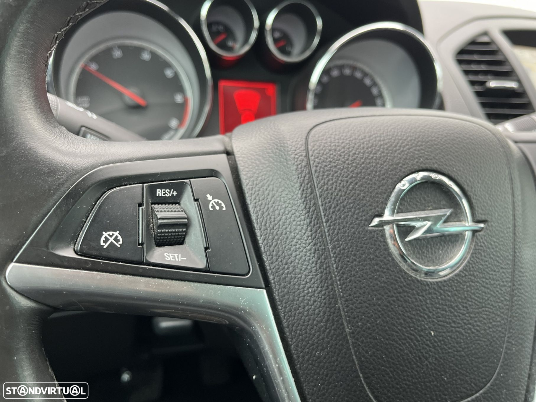 Opel Insignia 2.0 CDTi Cosmo ecoFLEX - 6