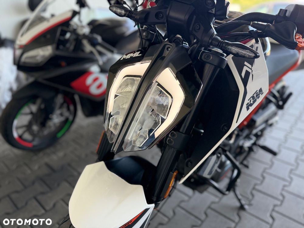 KTM Duke 125 - 11