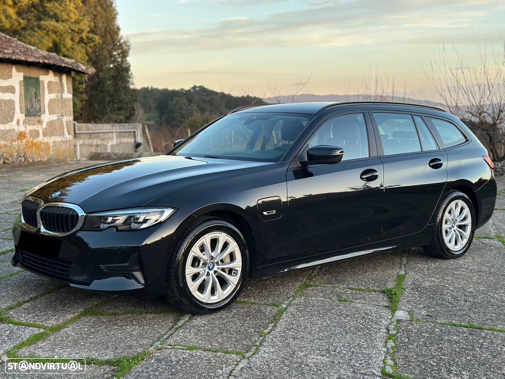 BMW 330 e Touring xDrive Aut. Advantage - 3