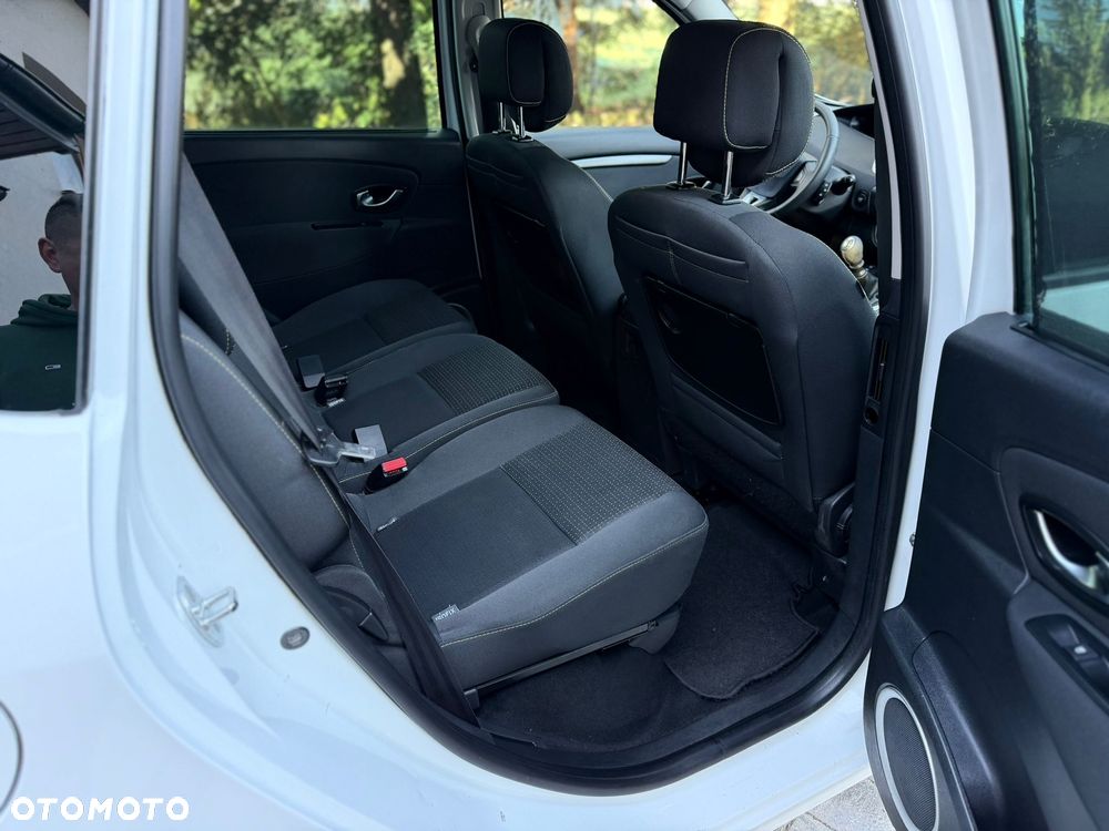 Renault Scenic 1.6 16V Expression - 32