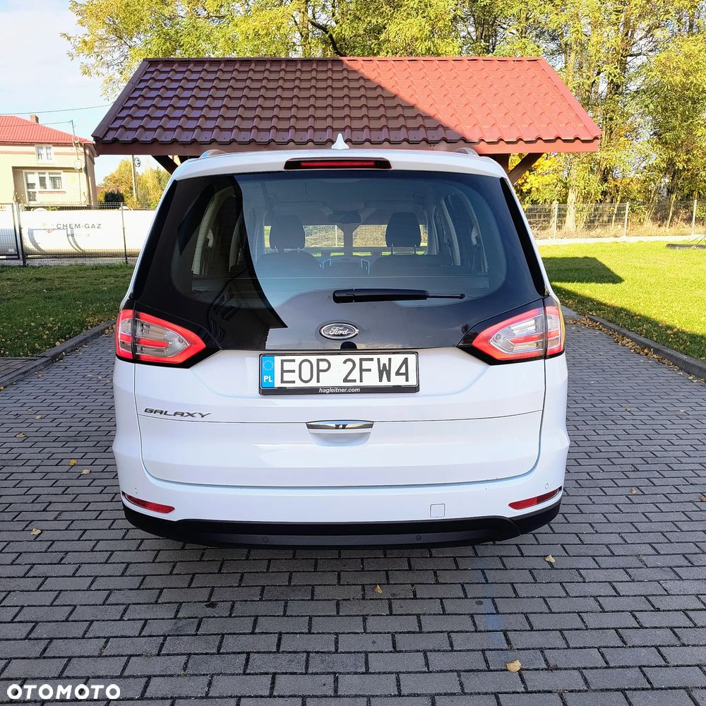 Ford Galaxy - 8