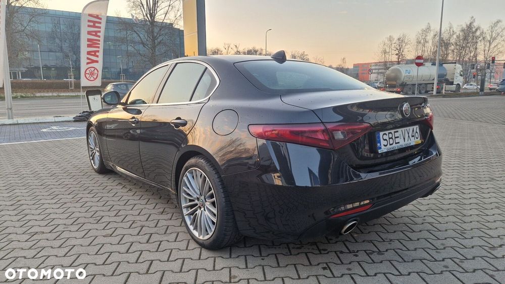 Alfa Romeo Giulia 2.2 D Turbo Super - 7