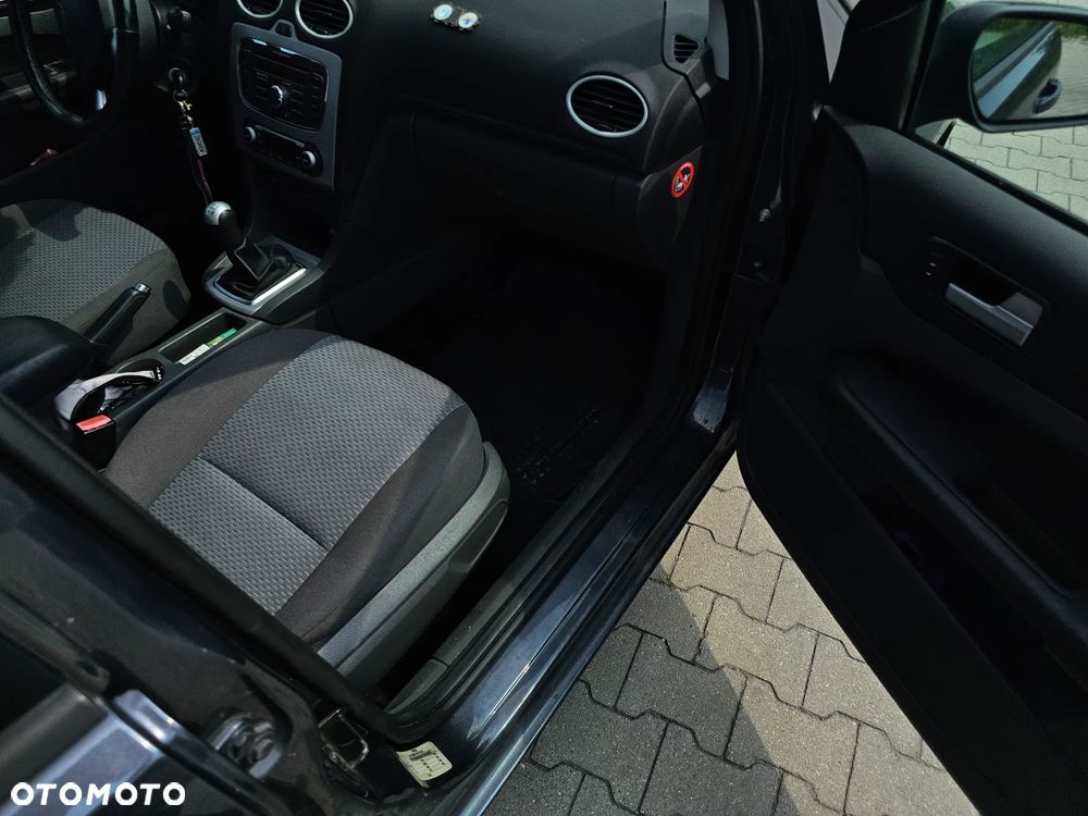 Ford Focus - 11