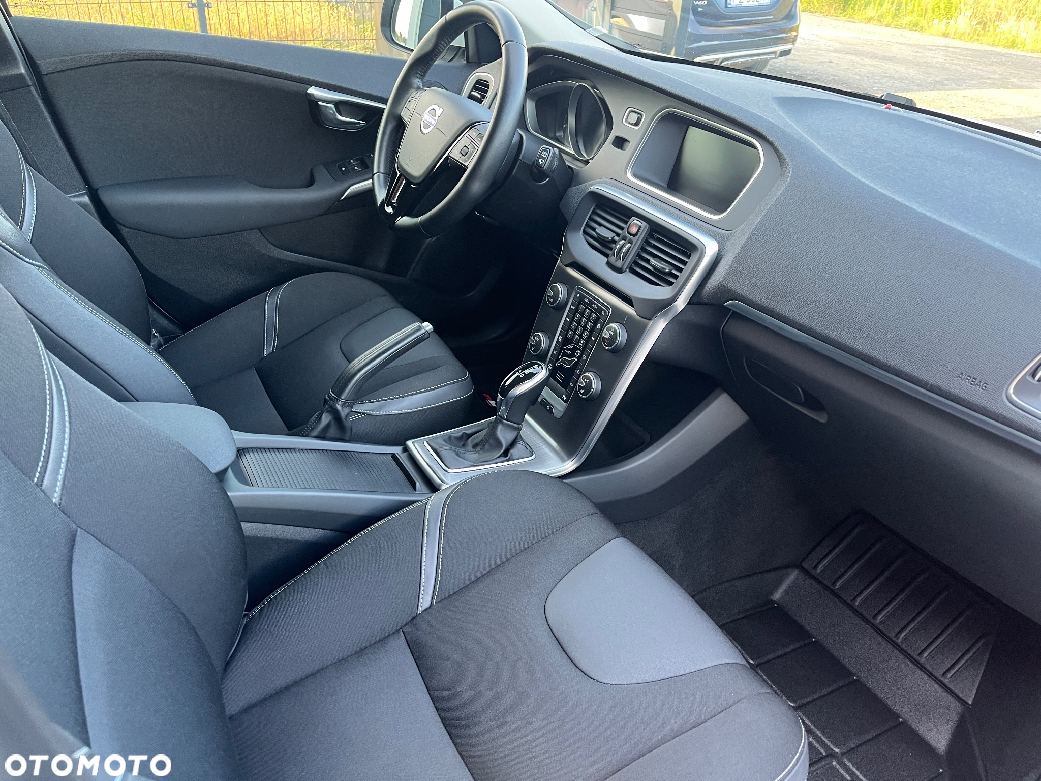 Volvo V40 D2 Drive-E Dynamic Edition - 28