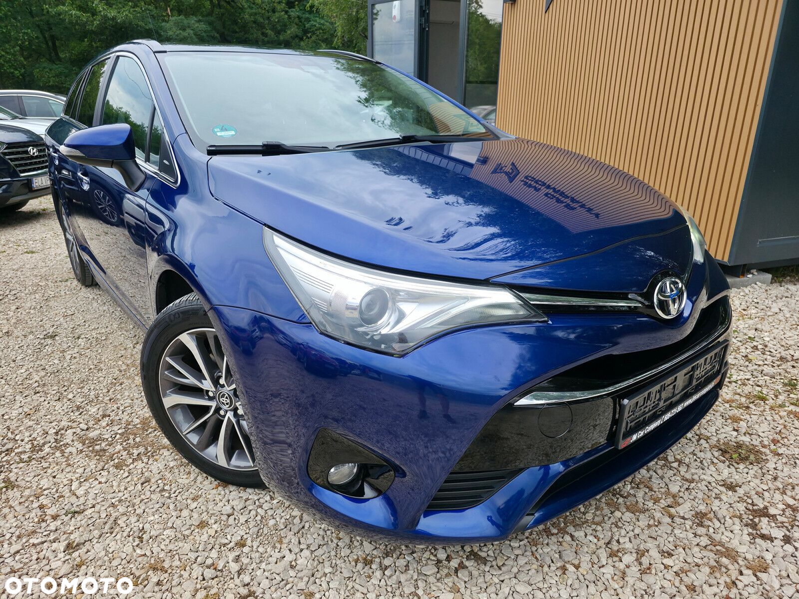 Toyota Avensis - 17