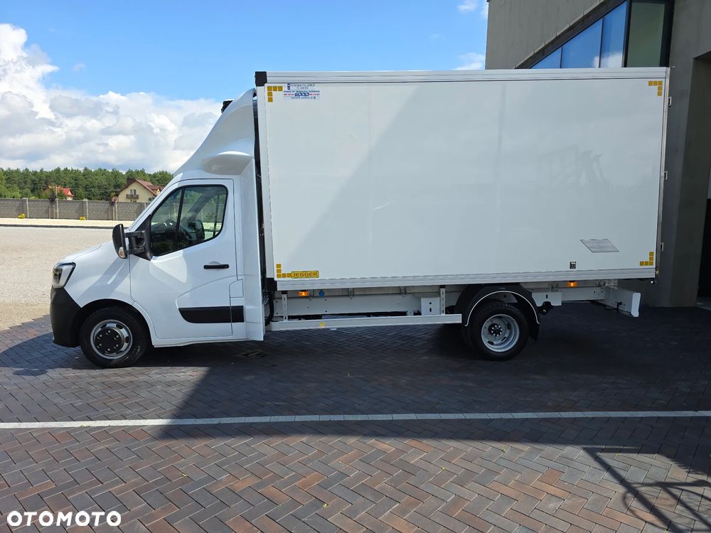 Renault MASTER CHŁODNIA 8 PALET Carrier XARIOS 350 -20*C +20*C 230V STACJONARNE PODŁĄNCZENIE TYLN OŚ BLIŻNIACZA WZMOCNIONA SALON POLSKA 125Tyś km SERWIS ASO RENO DO OSTATNIEGO Km GWARANCJA BOGATA OPCJA WYPOSAŻENIA LEDY HALOGENY TEMPOMAT FOTEL KIEROWCY PNEŁMATYCZNY - 10
