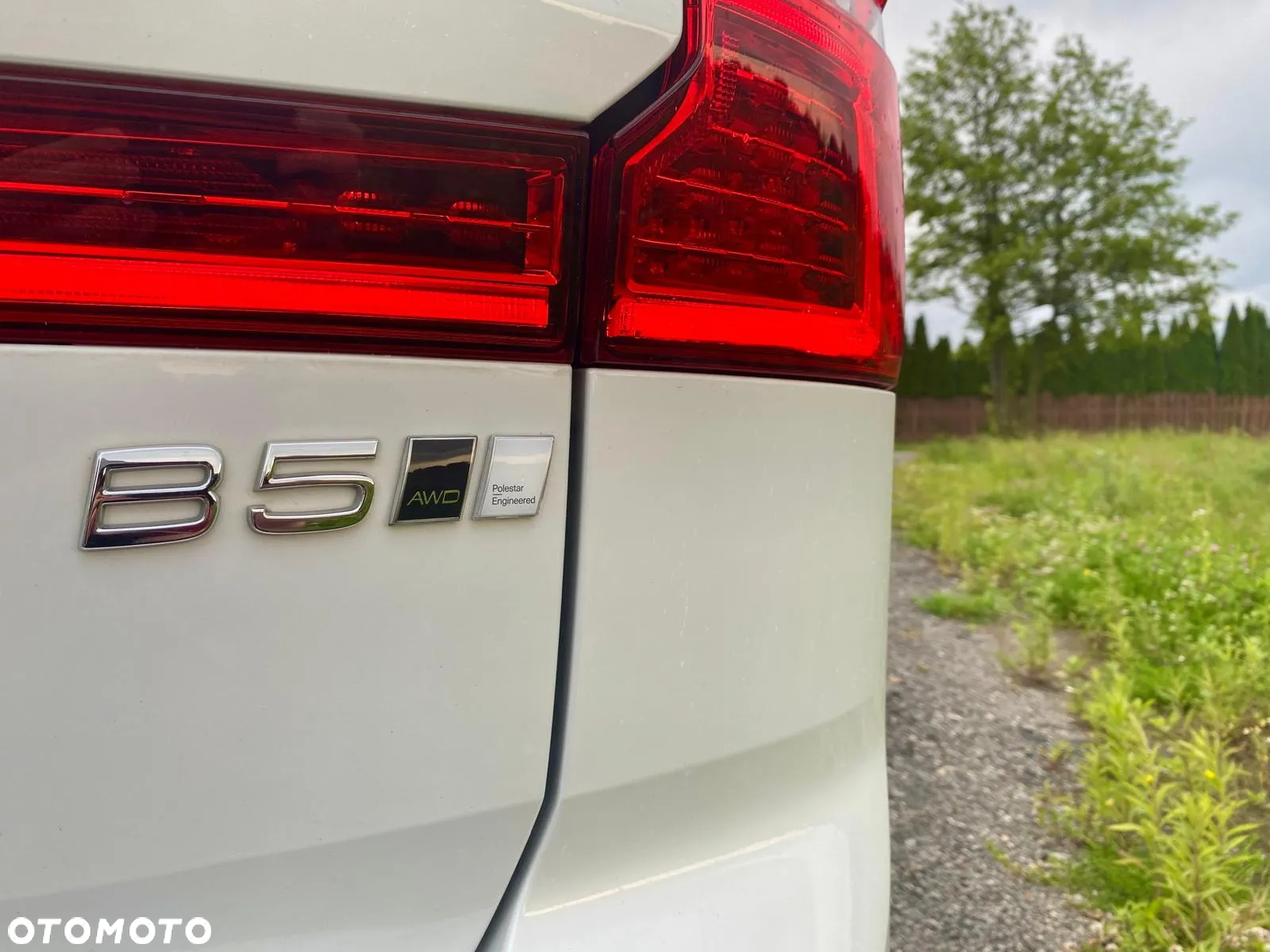 Volvo XC 60 T5 AWD R-Design - 8