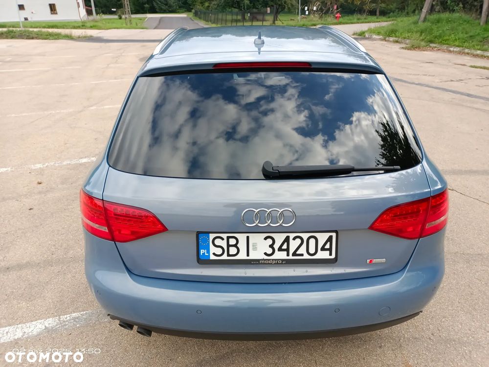 Audi A4 - 4