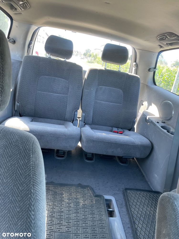 Kia Carnival 2.9 CRDi (klm) - 11