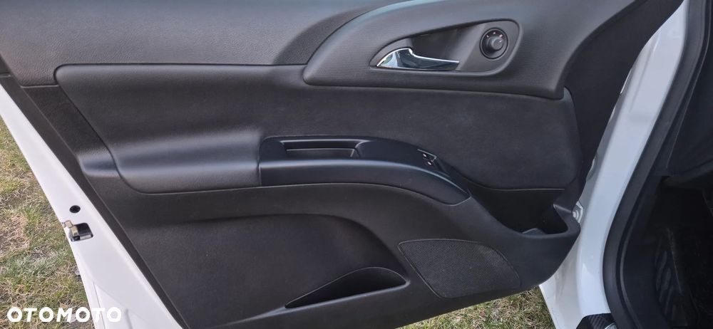 Opel Meriva 1.4 T Edition 150 - 8