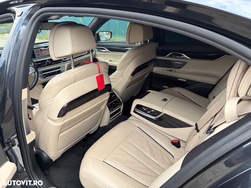 BMW Seria 7 - 16