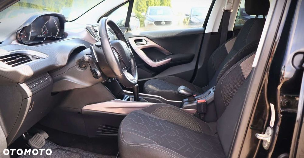 Peugeot 2008 - 17