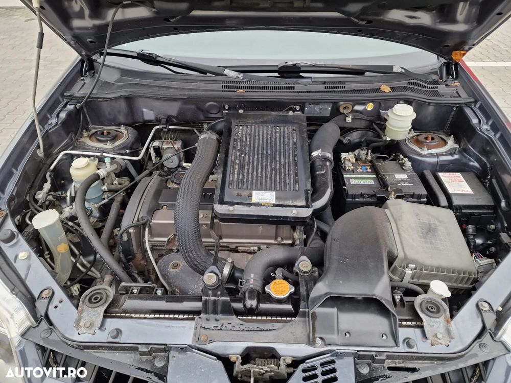 Mitsubishi Outlander 2.0 Turbo 4WD - 19