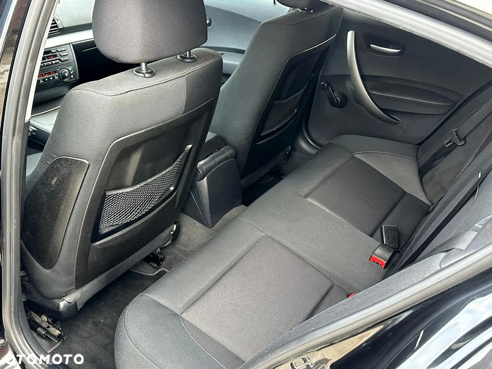 BMW Seria 1 118i - 12
